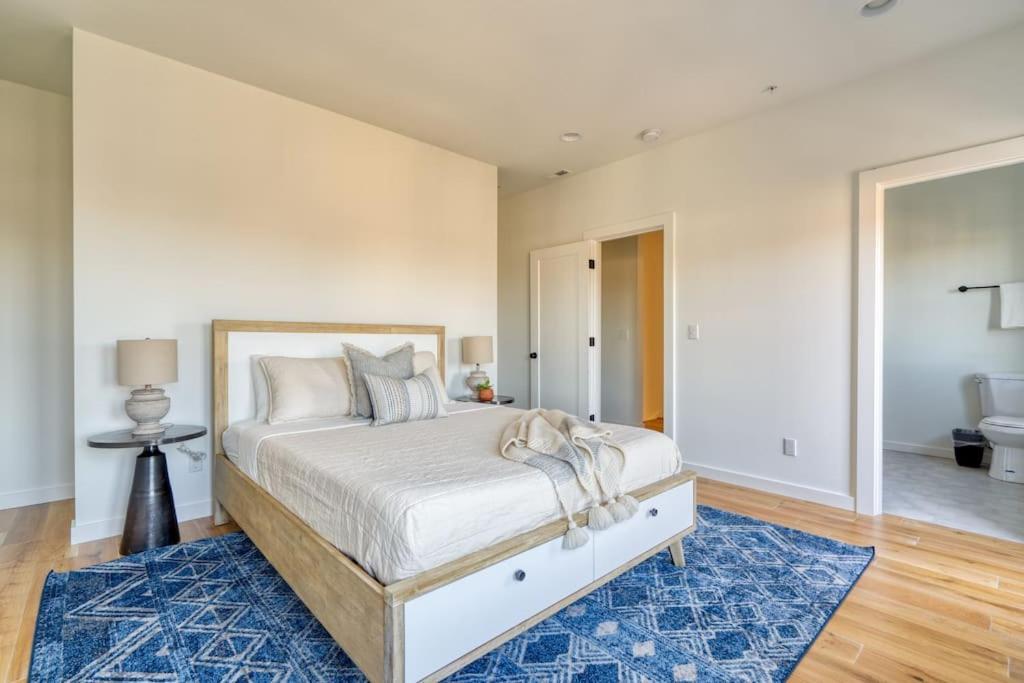 Collection - Cozy North Tabor Retreat - Families & Remote Work * Portland