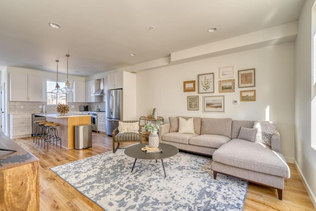 Collection - Cozy North Tabor Retreat - Families & Remote Work * Portland